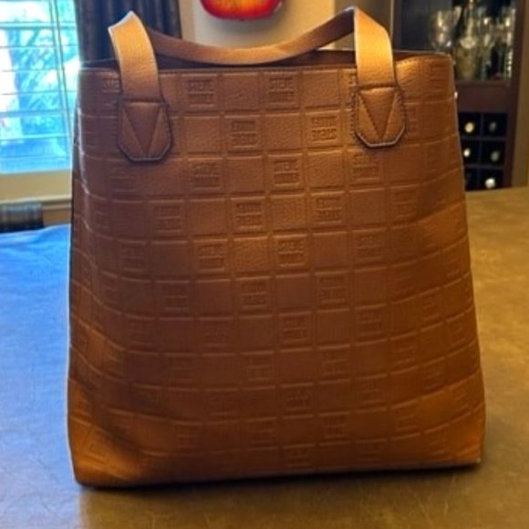 Steve Madden Tote Bag - Picture 2 of 6